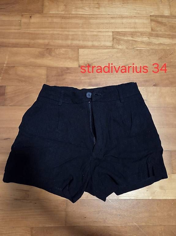 Pantalons: Kurze Hosen – D'occasion à Andelfingen par mad_2zbm