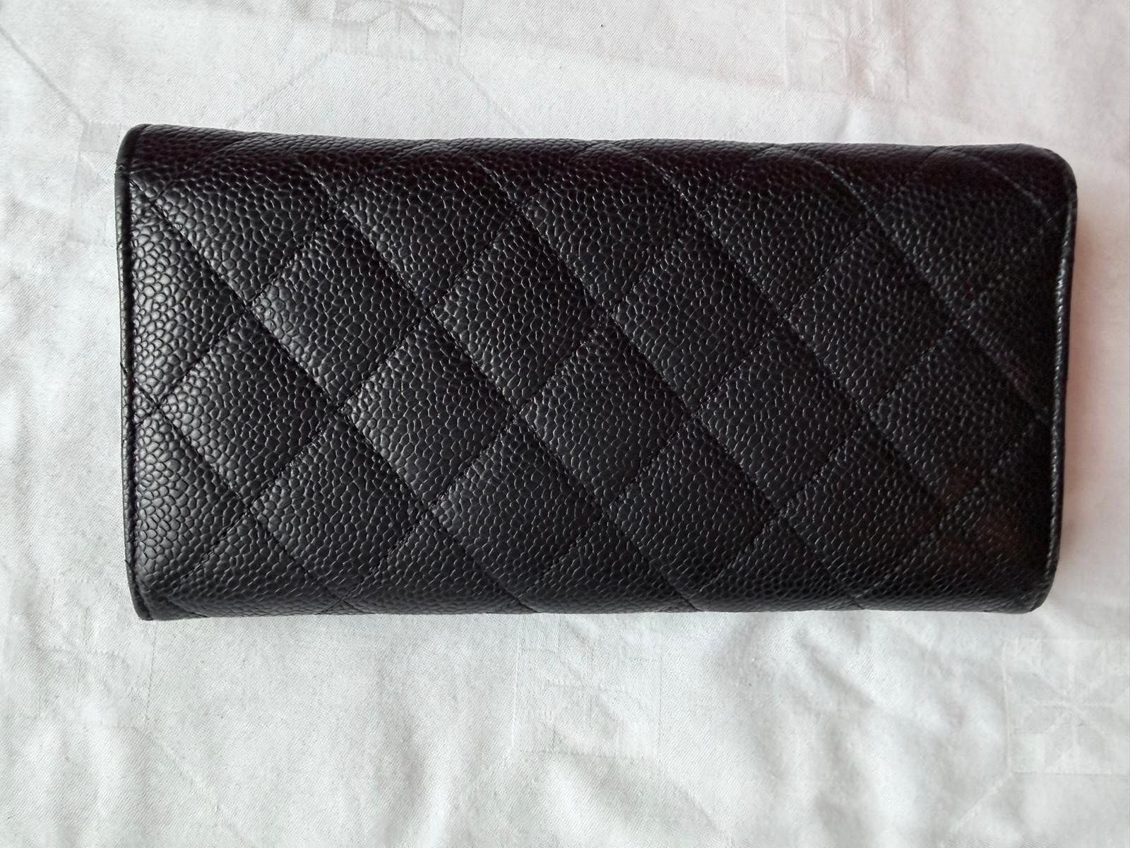 Chanel Portefeuilles: Chanel Portmonee, Kaviarleder mit silberner Hardware – D'occasion à Oberarth par SSS. 8