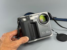 Sony Mavica Digitalkamera MVC-FD7 - als defekt da ungeprüft