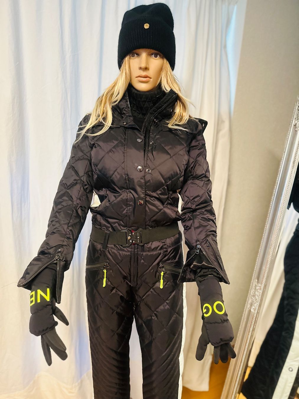Anzüge & Kostüme: BOGNER SKI SET – Gebraucht aus Bottighofen von vendeo