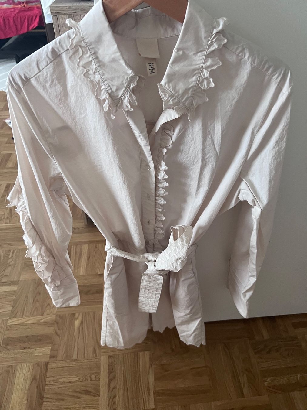 H&M Tute: Playsuit mit volants 34 – Usato da Neuhaus SG venduto da bernike 1