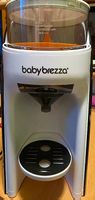 baby brezza inkl. Schoppen und Pulveraufbewahrungboxen (NEU)
