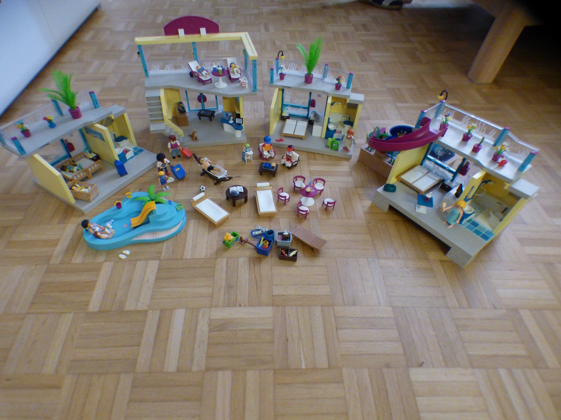 Playmobil Giocattoli: Playmobil Hotel – Usato da Münchenbuchsee venduto da enzian59