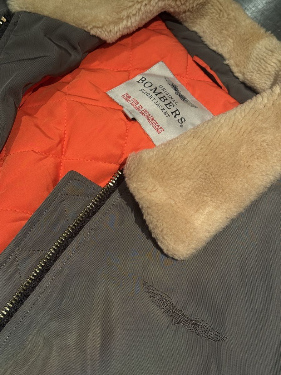 Jacken: Jacke Original Bombers Flight Jacket Size M – Gebraucht aus Appenzell von thi_nnh7 3