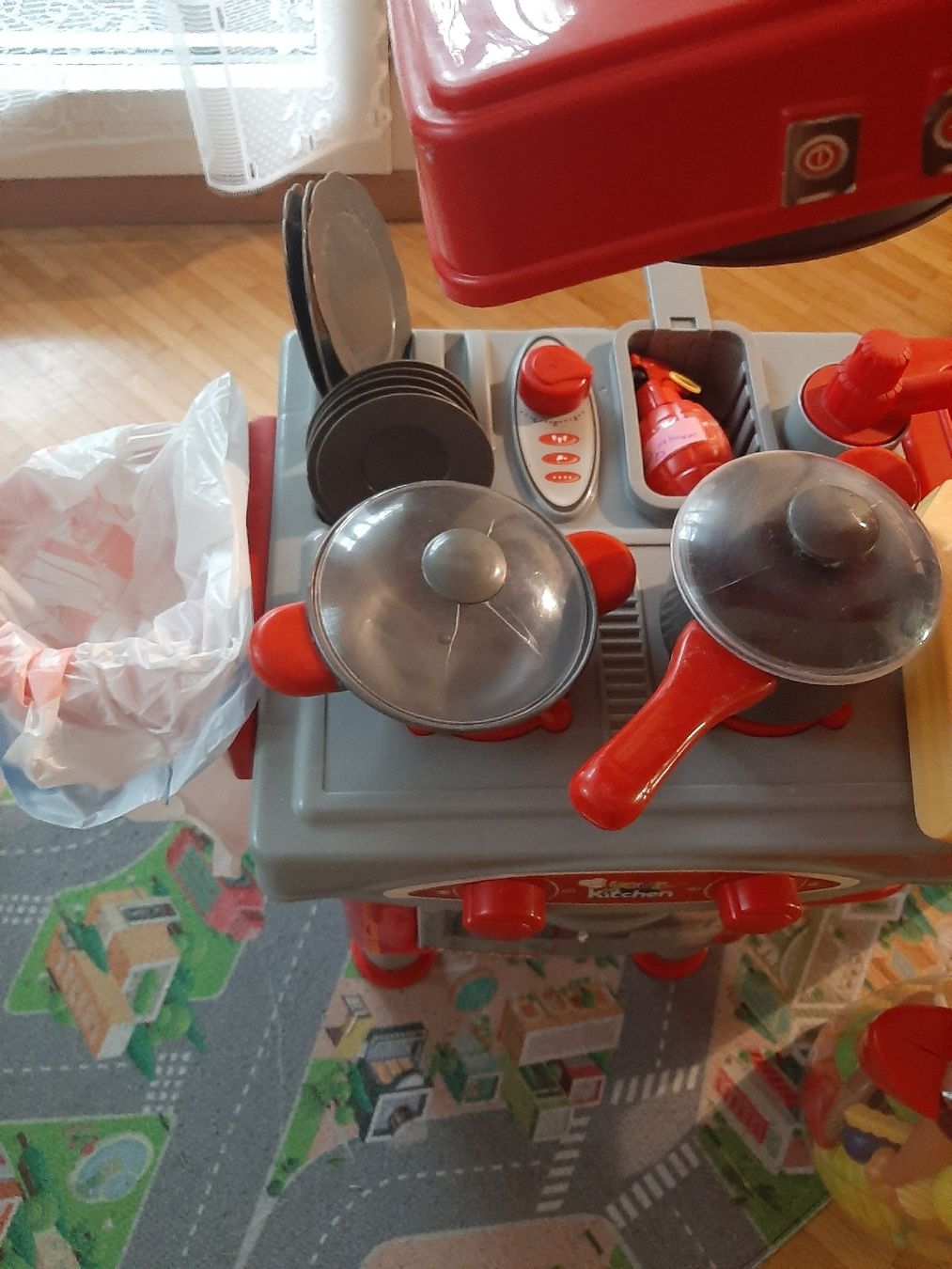 Giocattoli: Cuisine pour enfants complète.  Jouet top! – Usato da Petit-Lancy venduto da pecaesculca 1