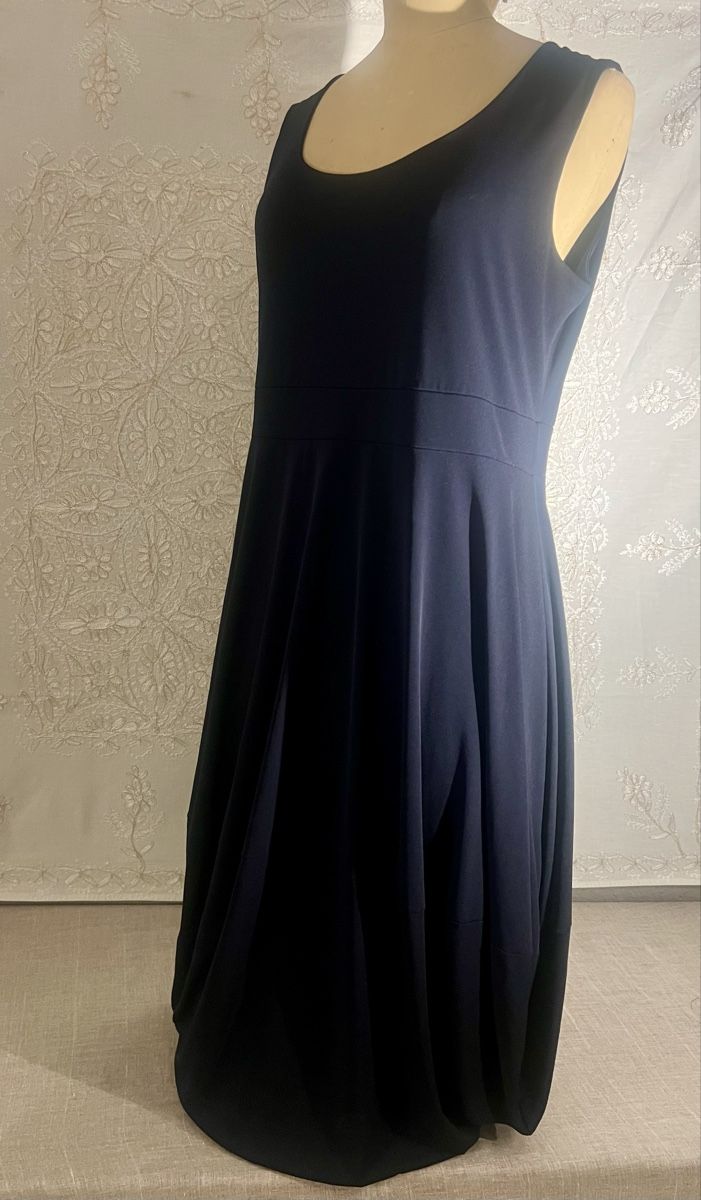 Vestiti: Robe sans manche Sandro Ferrone noire classe taille L – Usato da Genève venduto da DELIRBEADS 5