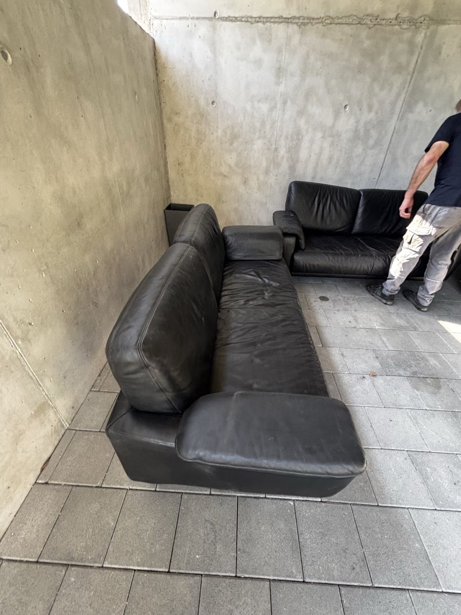 Sofas: Ledersofa 2-Sitzer schwarz – D'occasion à Lohn-Ammannsegg par Lancer98 5