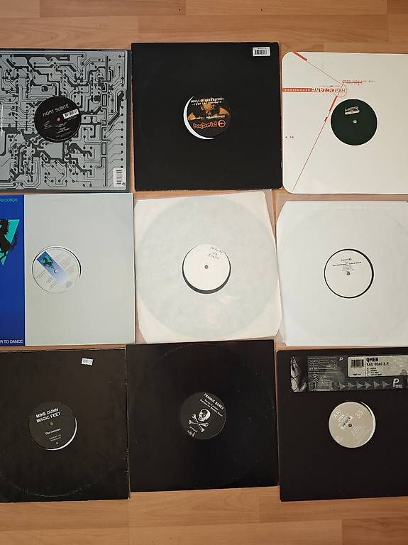 Dischi in vinile: 20 x Vinyl Old School Classic Techno – Usato da Sitterdorf venduto da RabattRambo 2