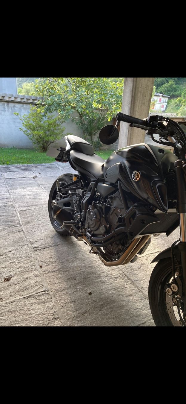 Strada: Vendo Yamaha mt-07 – Usato da Davesco-Soragno venduto da ten_lvg2 4