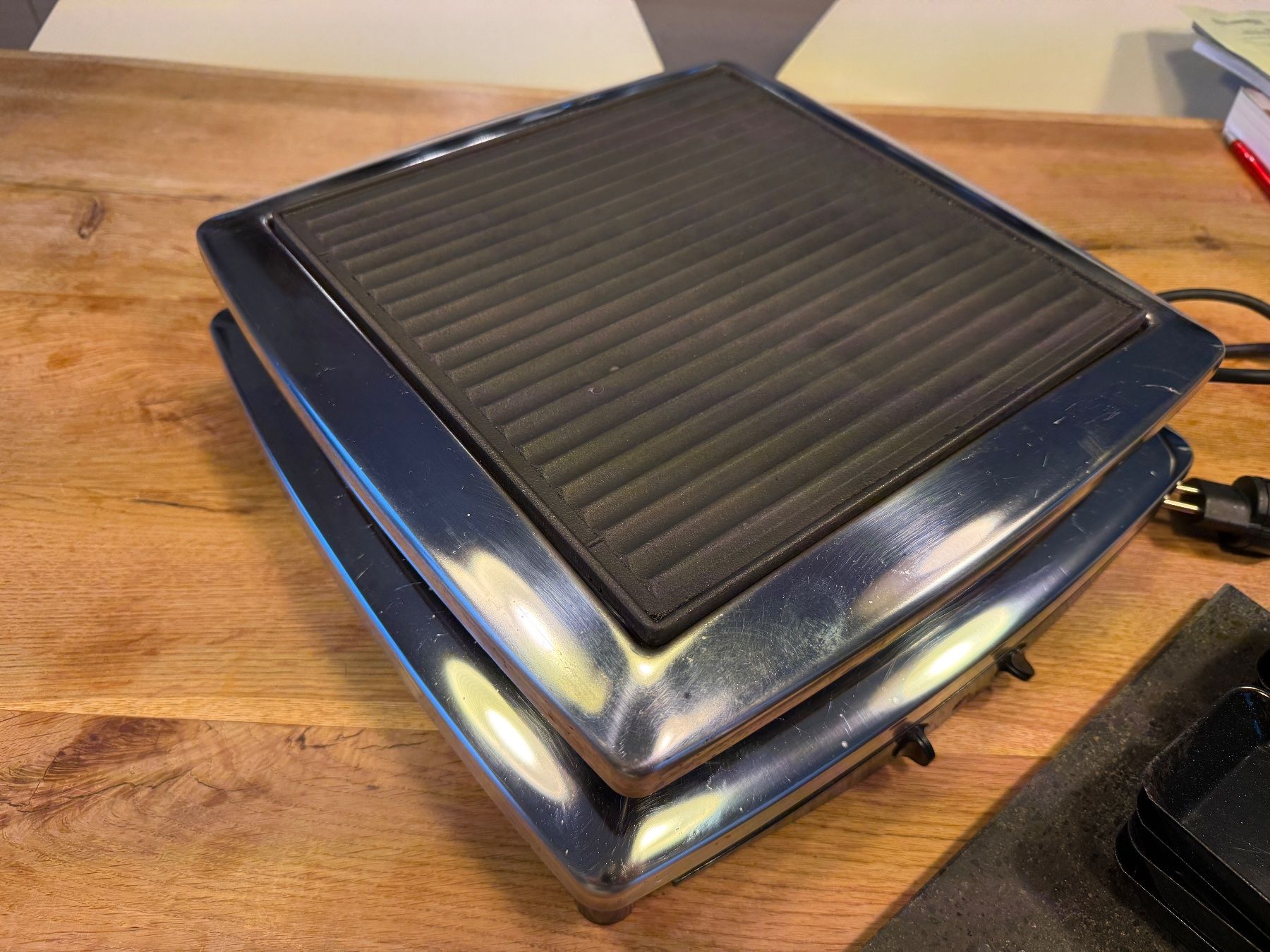 Elettrodomestici da cucina: Tischgrill - Raclette RC 3 Plus Chrom – Usato da Zetzwil venduto da gent1974 1