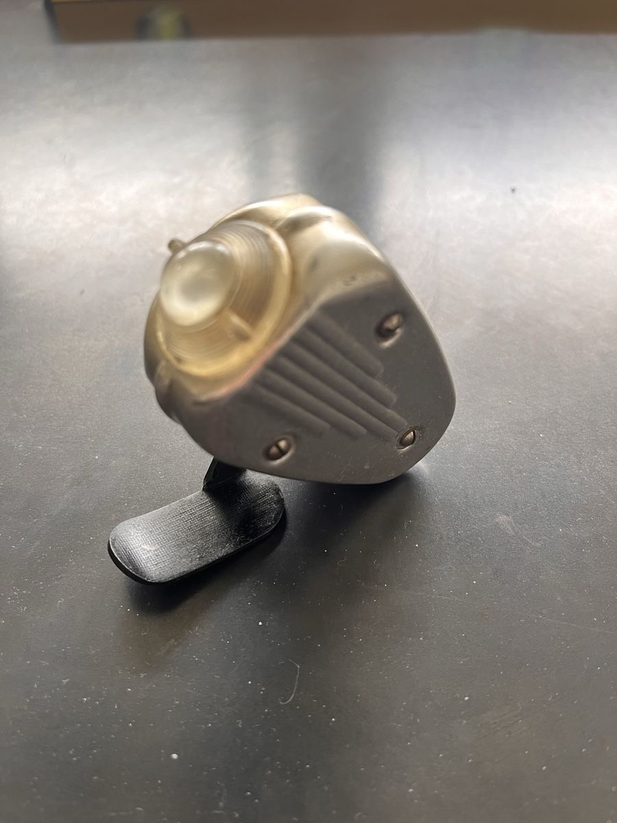Philips Lampade: Lampe de poche à dynamo – Usato da Vernier venduto da ilcastrato