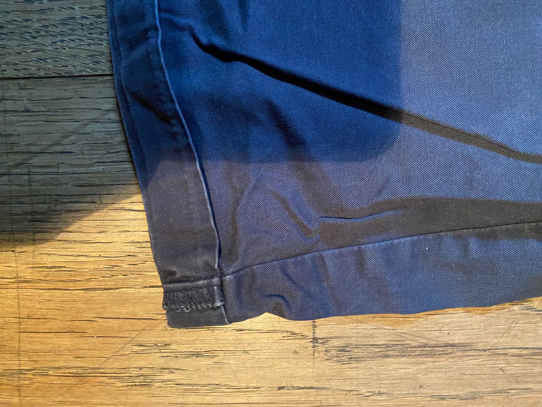 Cyrillus Hosen: Short Cyrillus 8 ans – Gebraucht aus Hermance von joe_td6n 4
