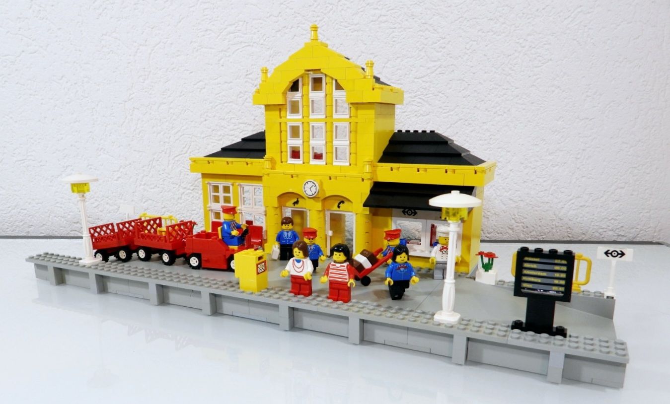 Lego Baukästen: LEGO EISENBAHN 4554 GROSSER HAUPTBAHNHOF – Gebraucht aus Turbenthal von Ddanuh 8