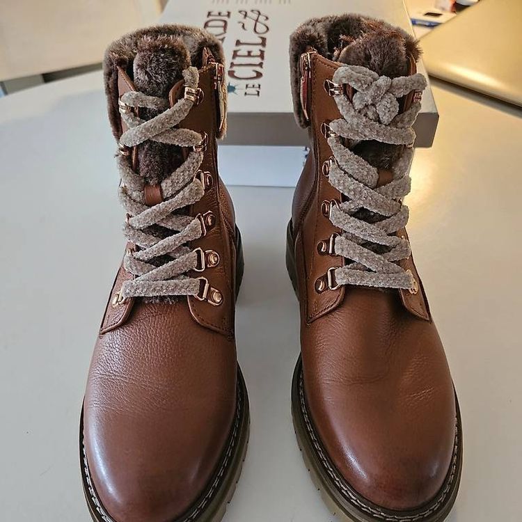 Scarpe da donna: Tolle Winter Stiefel Grösse 38 – Usato da Basel venduto da astwo