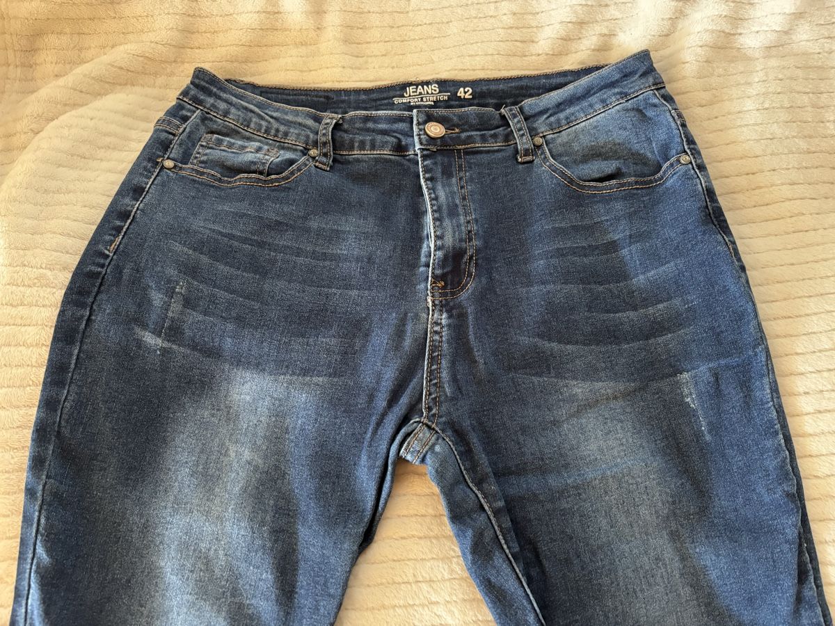 Jeans: Jeans Hose Damen Gr. 42 von Chicoree – Gebraucht aus Rümlang von euqinom16 1