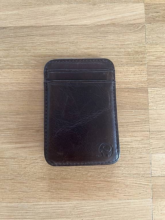 Portafogli: Kartenhalter Kunstleder mit Carbon-Clip – Usato da Hombrechtikon venduto da Piluu