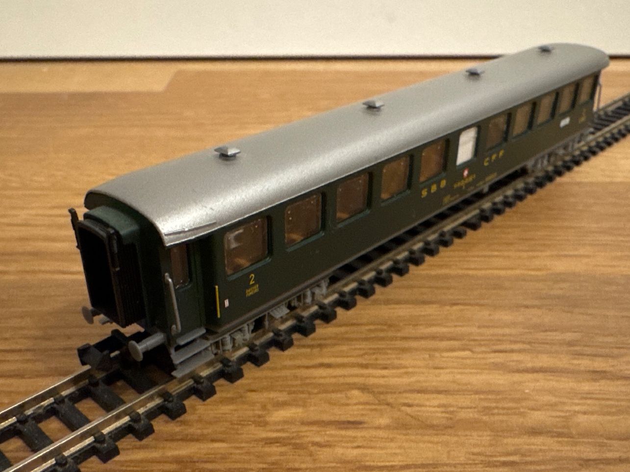 Fleischmann Modelleisenbahnen: Fleischmann 8139 SBB Personenwagen 2 Klasse – Neu (gemäss Beschreibung) aus Schlierbach von Look8 2