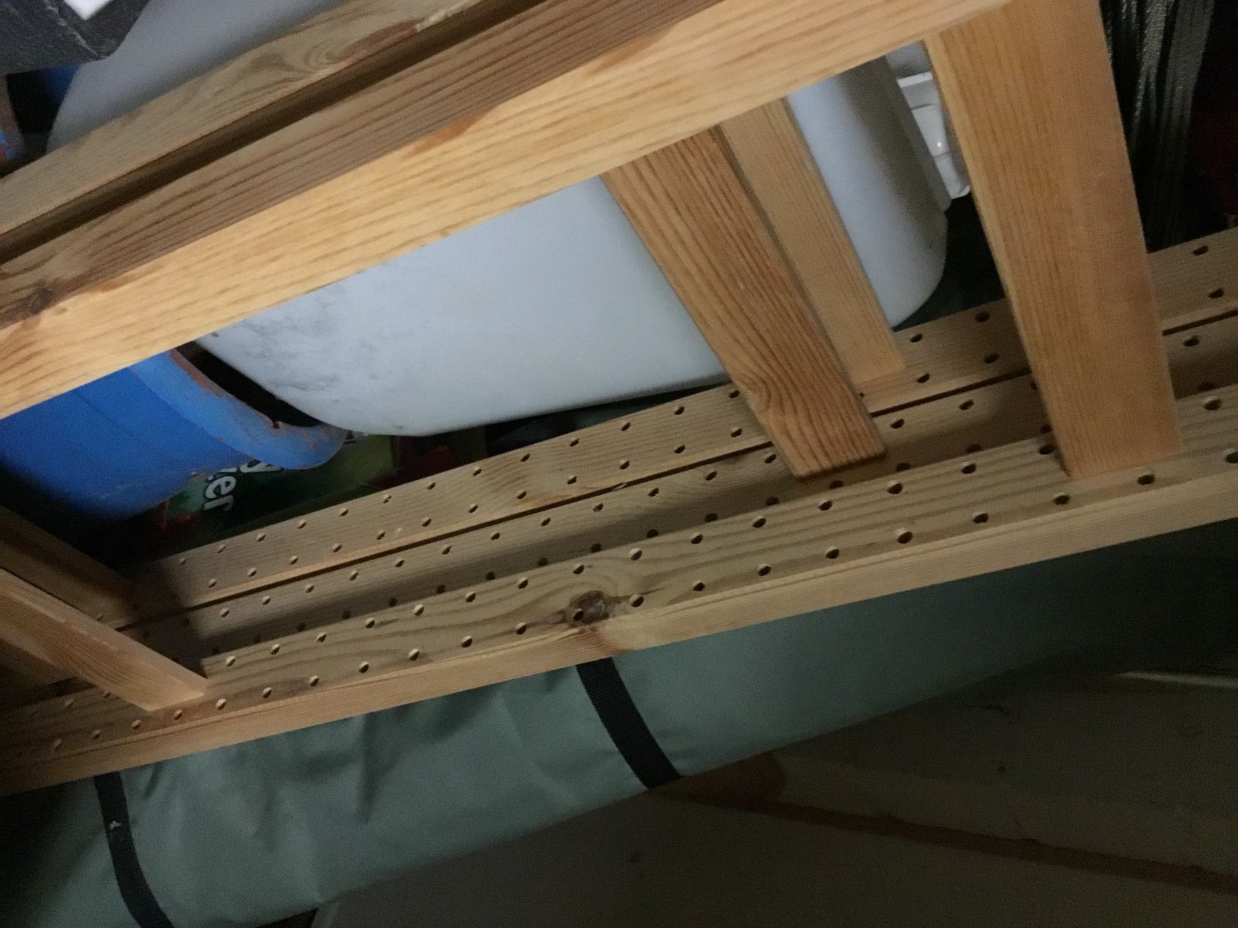 Regale: Weinregale – Gebraucht aus Hinwil von Salvo69 2