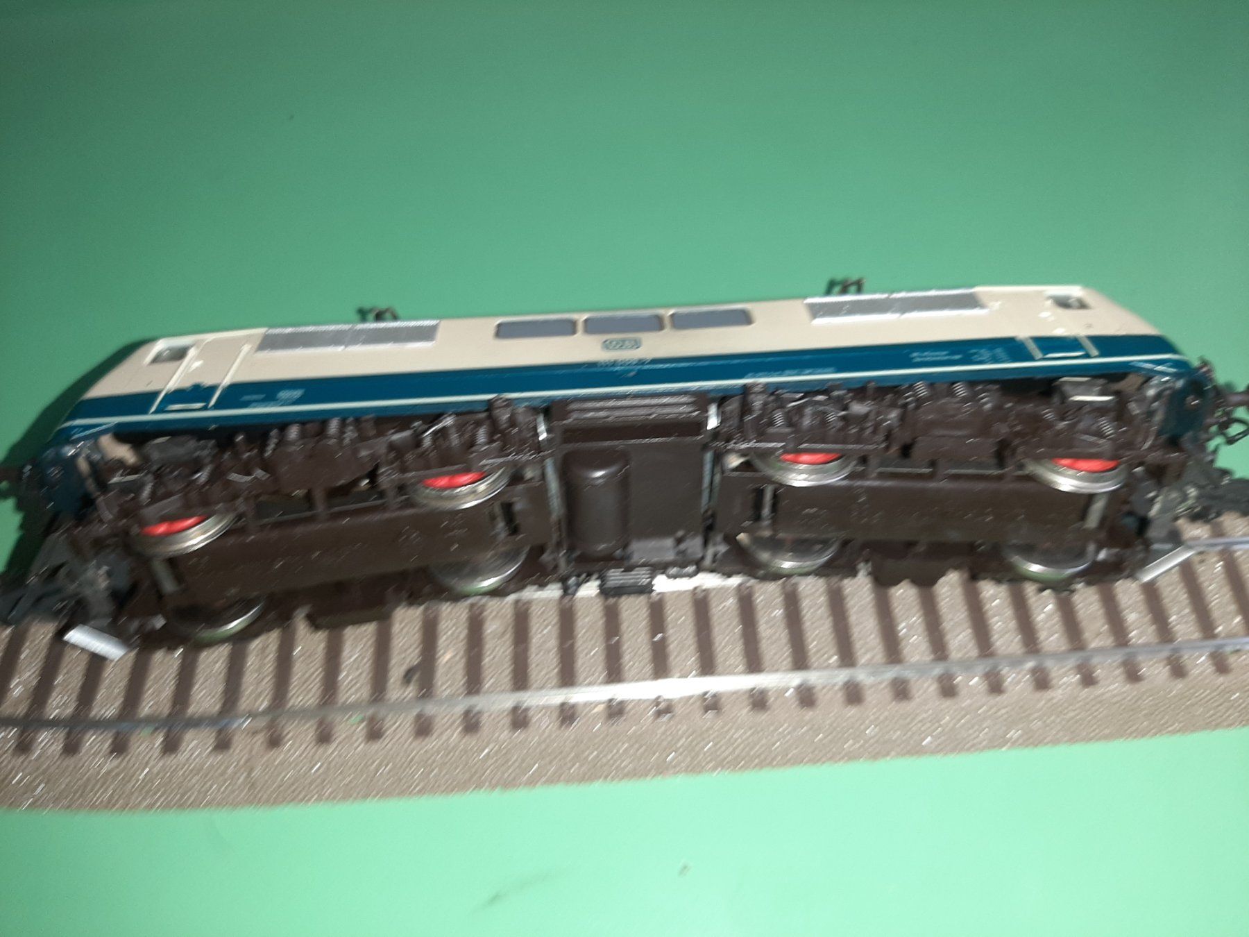 Roco Modelleisenbahnen: ROCO 111 009-7 – Gebraucht aus Avully von RIVALIS 3