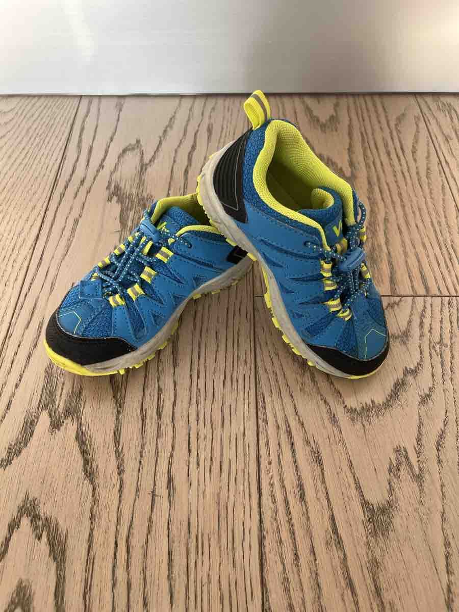 Scarpe per ragazzi: Kinder Wanderschuhe Vty 27 – Usato da Arbedo venduto da Greg2hand