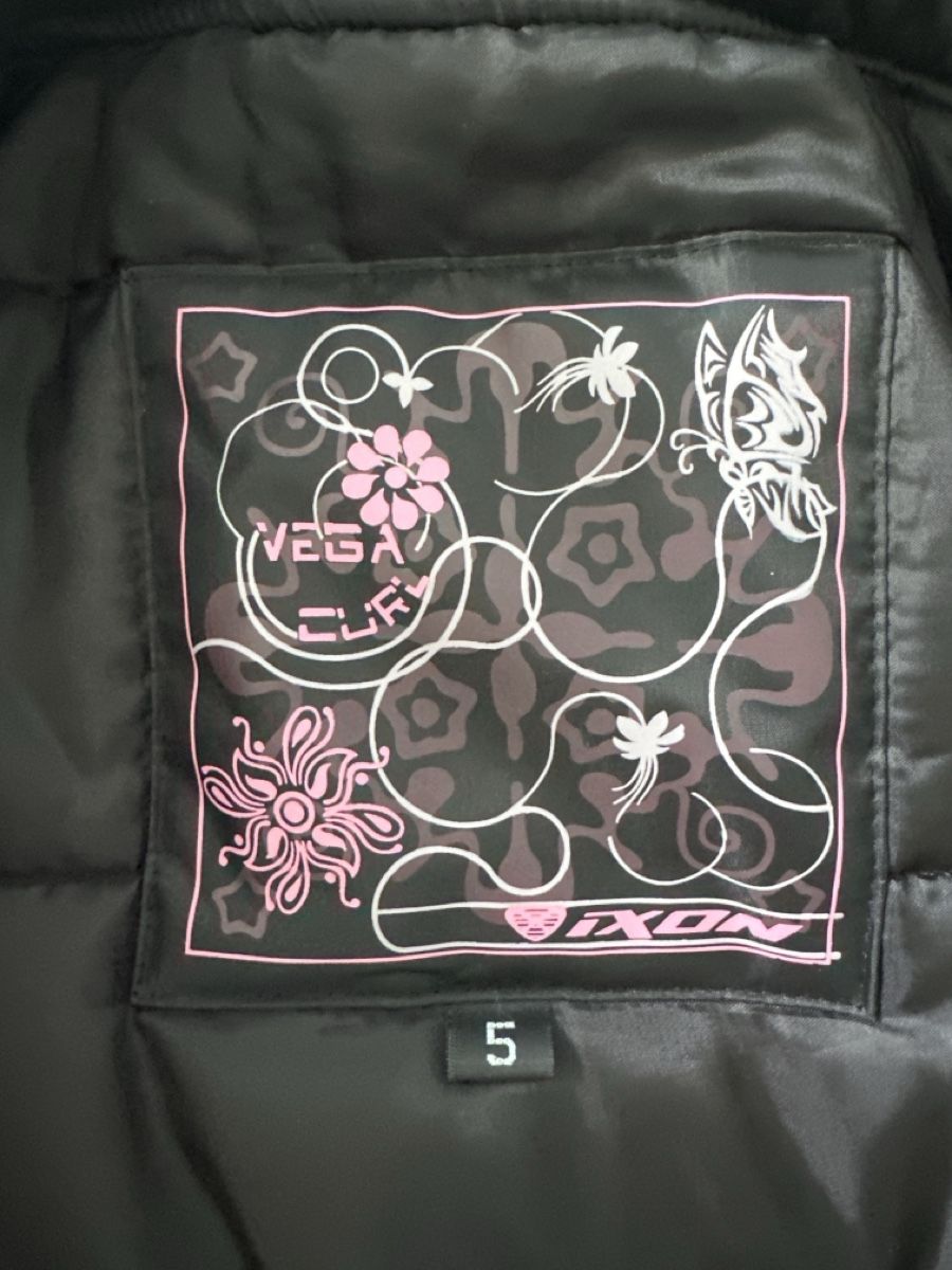 Giacche: Schwarze Damen Motorradjacke Gr. 5 – Usato da Baar venduto da Hillsboro 4