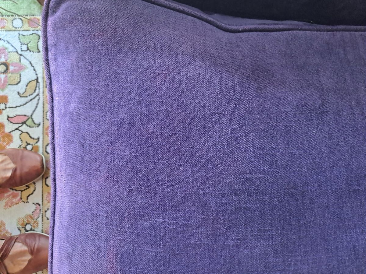Divani: Sofa lila Stoff gebraucht Abholung – Usato da Gelterkinden venduto da finian-gawan 1