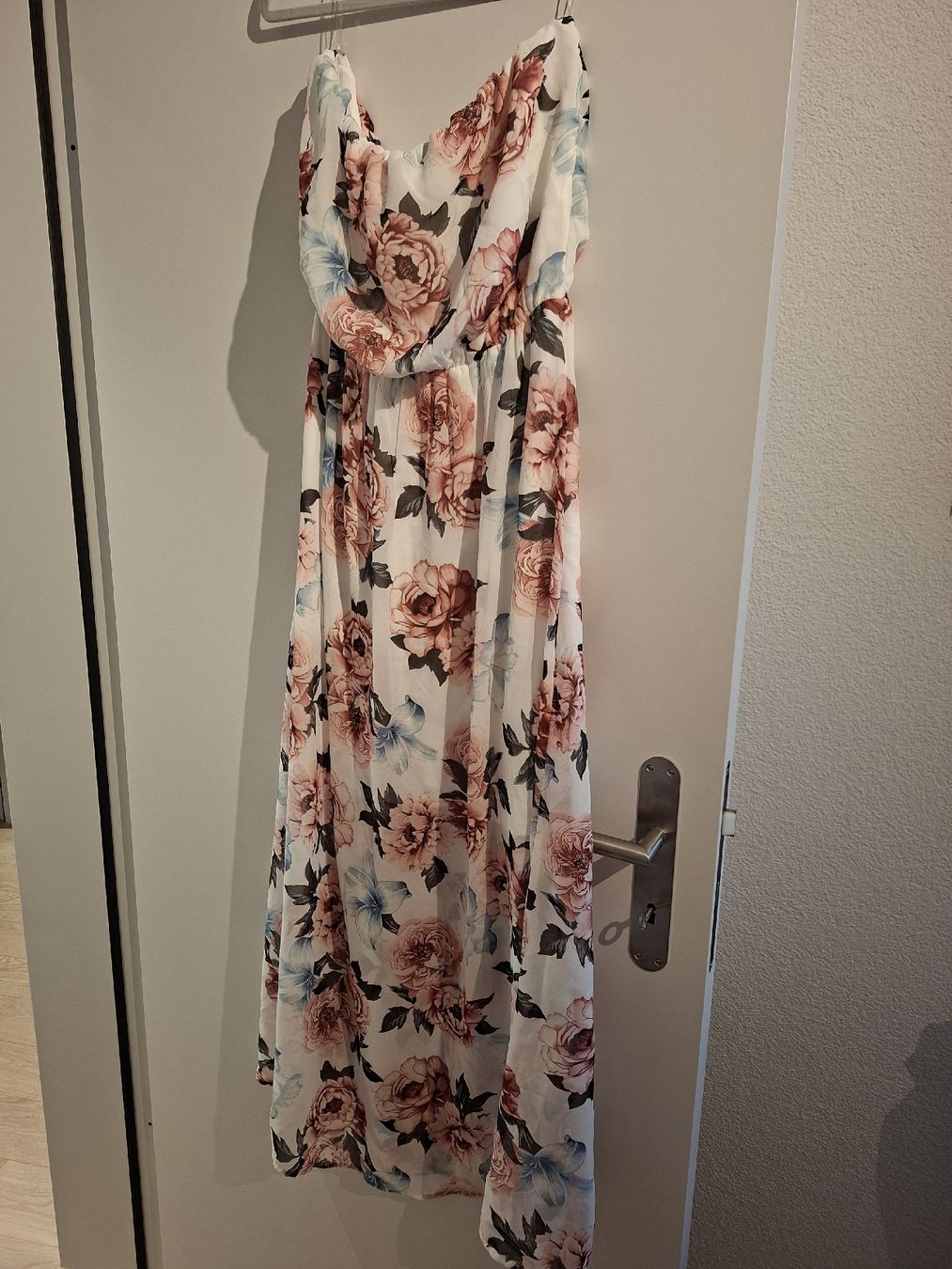 Vestiti: Sommer Midikleid neu M – Nuovo (secondo la descrizione) da Meinisberg venduto da MartinaM1972