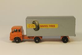 Matchbox Major Pack M2B Bedford Truck "Davies Tyres"