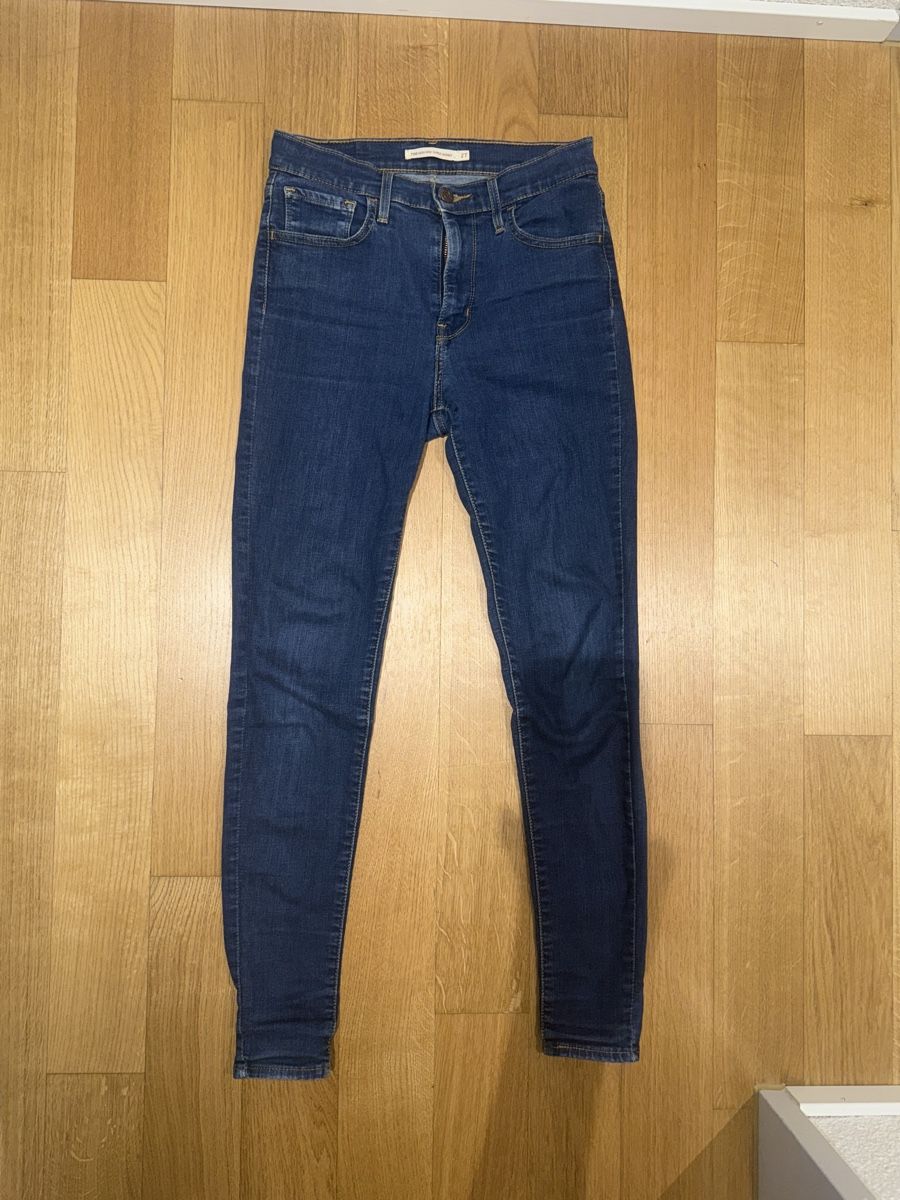 Levi's Jeans: Levi's 720 Skinny Jeans Grösse 27 – Usato da Ebikon venduto da her_82yr