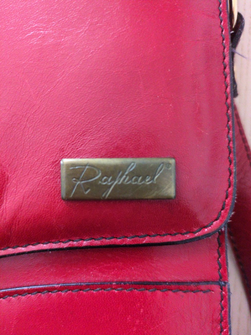 Sonstige Kleidung & Accessoires: Leder Handtasche rot – Gebraucht aus Rapperswil SG von WestlakeVilageCA 1
