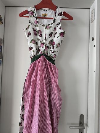 Barwolf Dirndl Gr. 152, super Zustand,Top für's Herbstfest