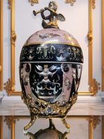 Majestätische Vase aus Porzellan/Bronze Engeln Figuren !