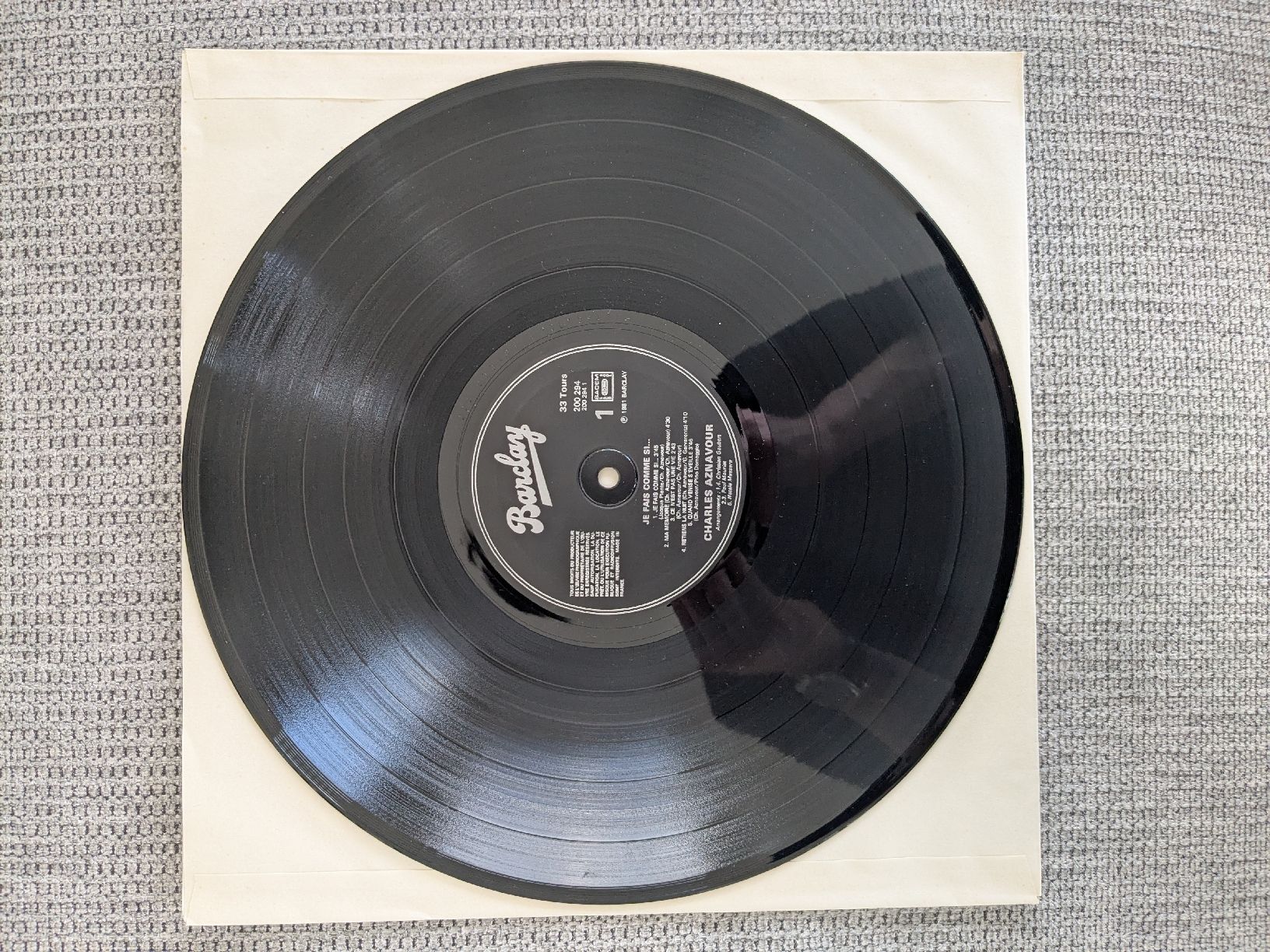 Dischi in vinile: Charles Aznavour Schallplatte "Je Fais Comme Si..." – Usato da Richterswil venduto da dan_c6pz 2