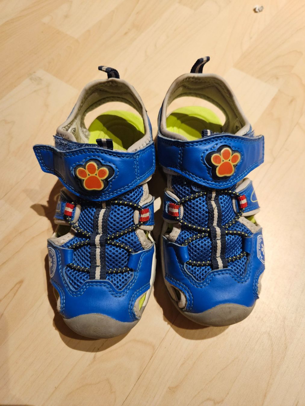 Scarpe per ragazzi: Kinder Sandalen gr. 28 – Usato da Ennenda venduto da eel_ts7s