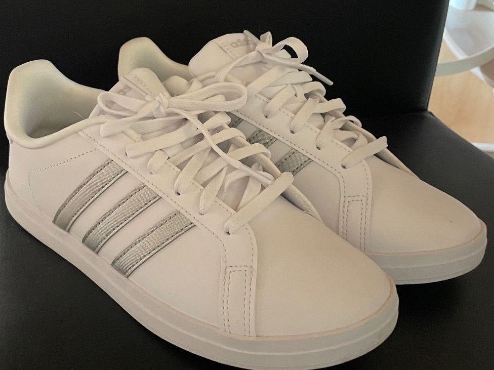 945 Uitleg Magazijn Adidas Schuhe/Sneaker (39) | Kaufen auf Ricardo