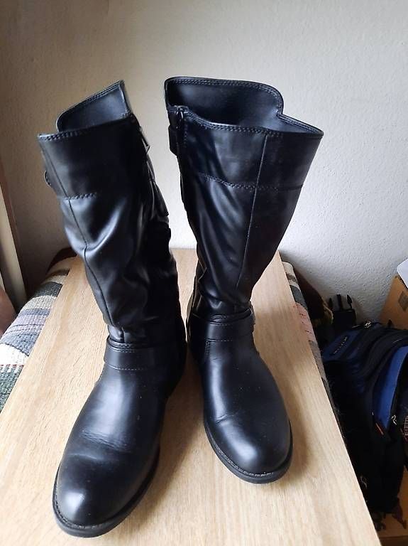 Scarpe da donna: Bottes Graceland pointure 35 – Usato da Montreux venduto da princessemalabar 2