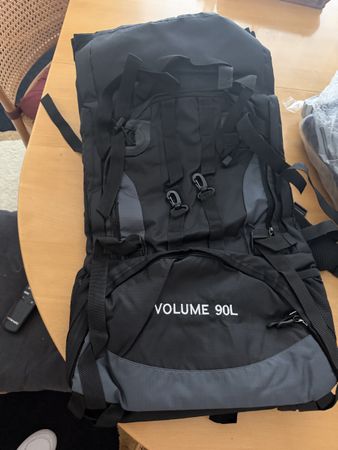 Rucksack Xinshenglong 90L Volumen Schwarz neu