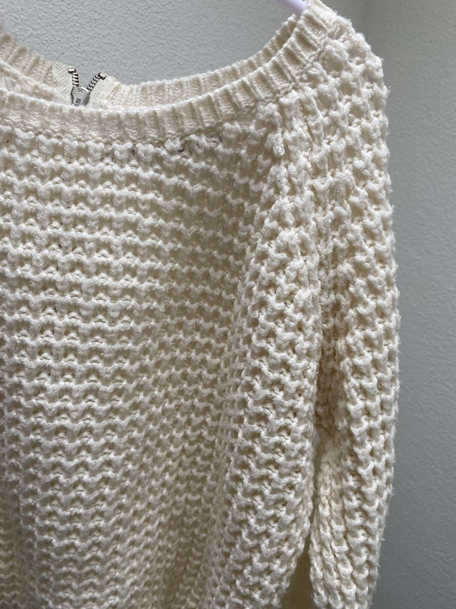 Only Pullover & Sweatshirts: Pullover weiss Only – Gebraucht aus Luzern von oli_6x2r 1