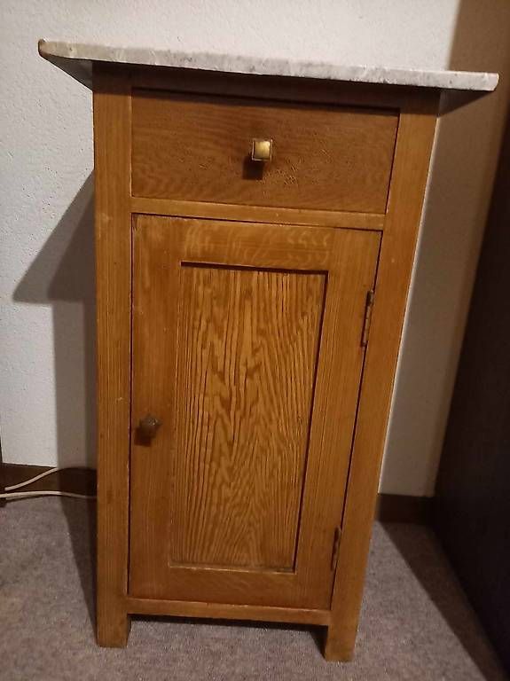 Comodini: Nachttischli  Vintage  Holz – Usato da Pfungen venduto da hexenkutsche