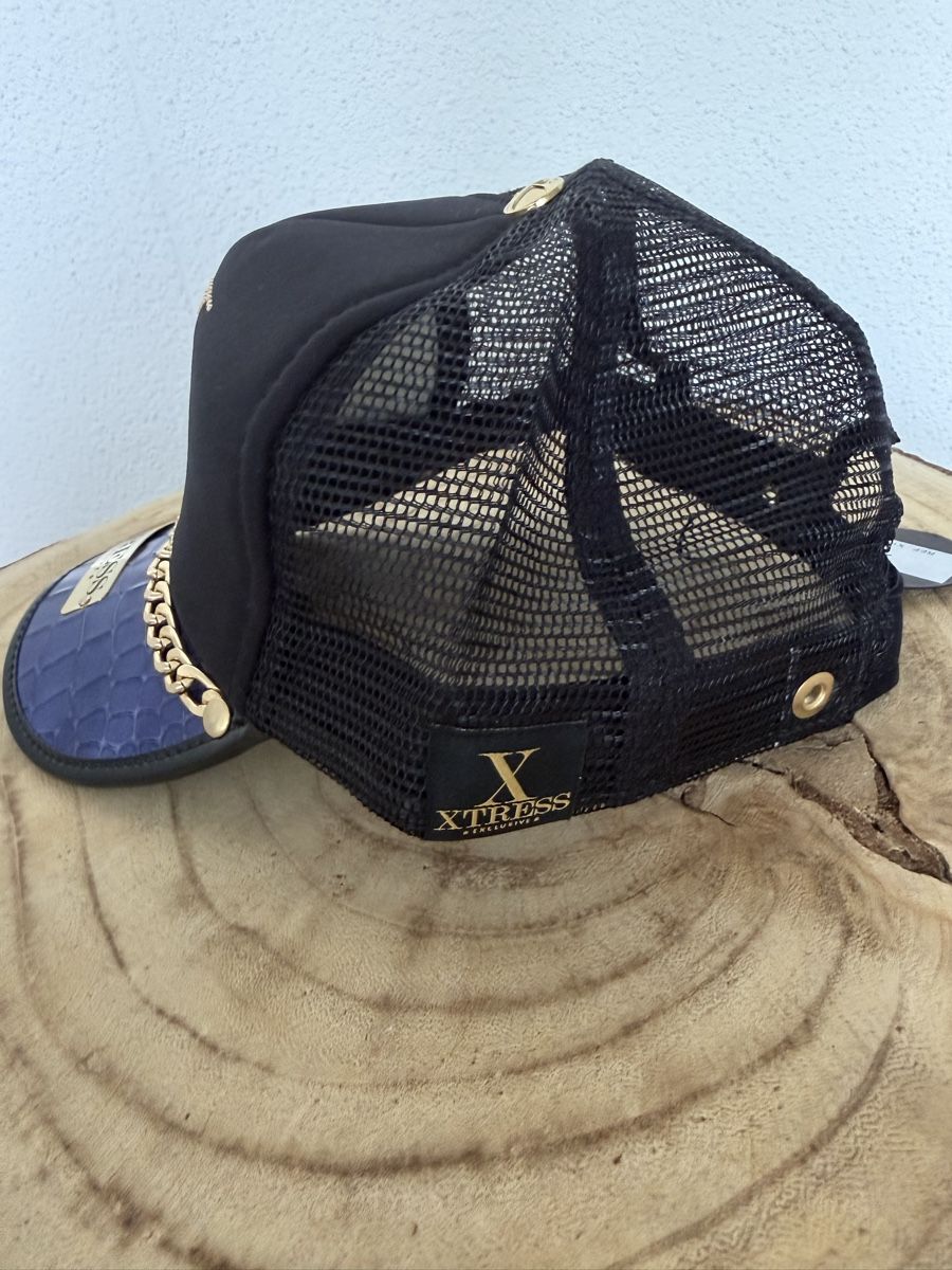 Altro in  Abbigliamento & Accessori: XTRESS Exclusive Trucker Cap Schwarz/Blau – Nuovo (secondo la descrizione) da Hägglingen venduto da Raff_Ella 1