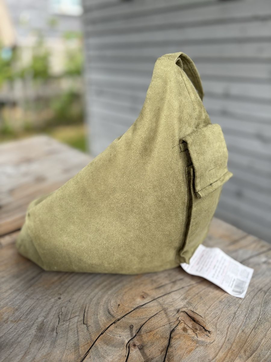 Kissen: The Book Seat Kissen  – Gebraucht aus Würenlos von Ashley24 1