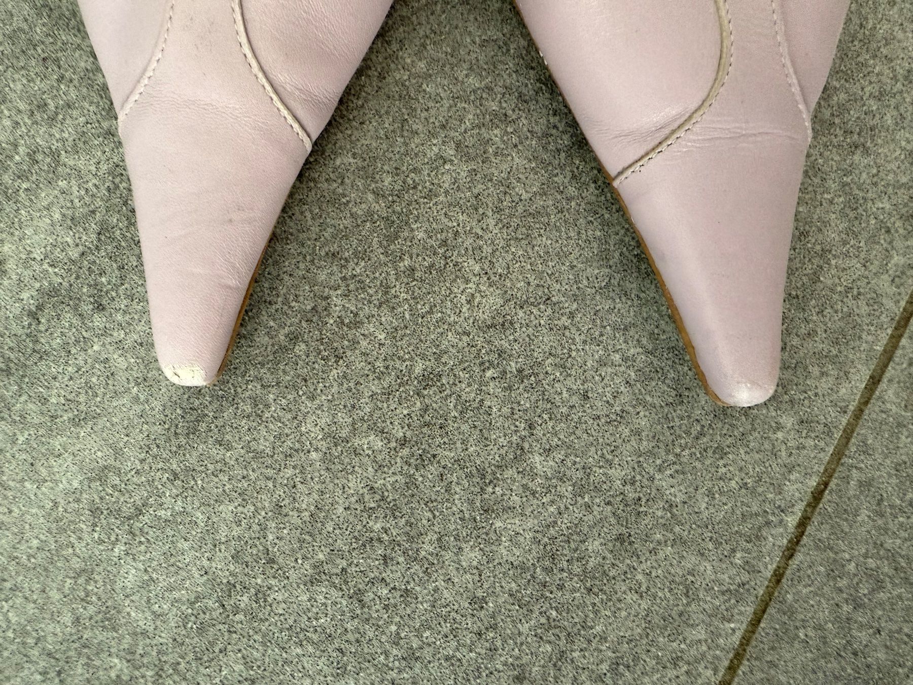 Damenschuhe: Stilettos hellviolet – Gebraucht aus Oetwil an der Limmat von Prinzaessli123 2