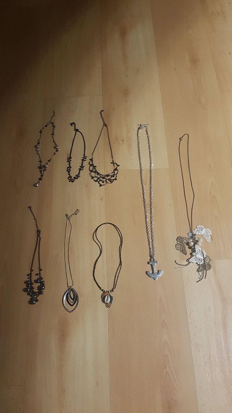 Autres bijoux: 8-Teile Set Kolliers – D'occasion à Schöfflisdorf par CrRG21 5