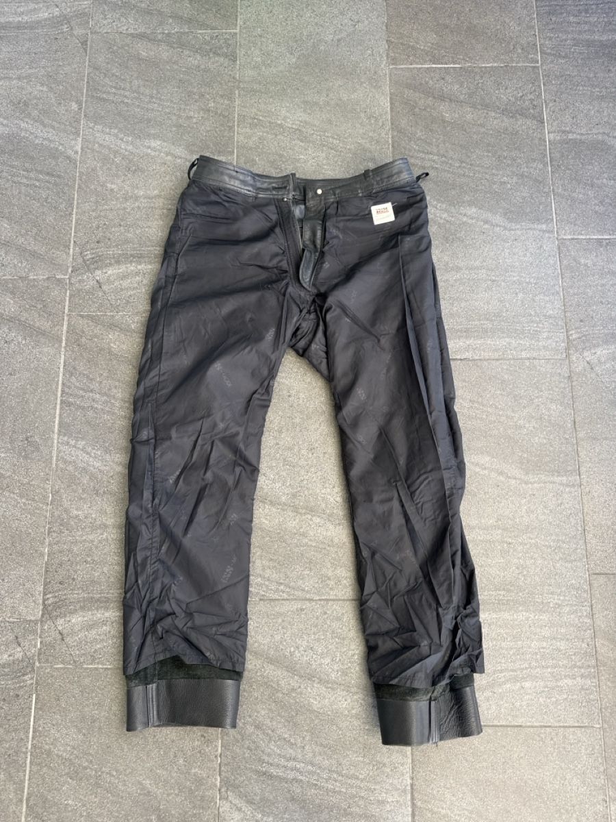 IXS Pantalons: IXS Lederhose Grösse 48 gebraucht – D'occasion à Niedergösgen par bek_w6hm 6