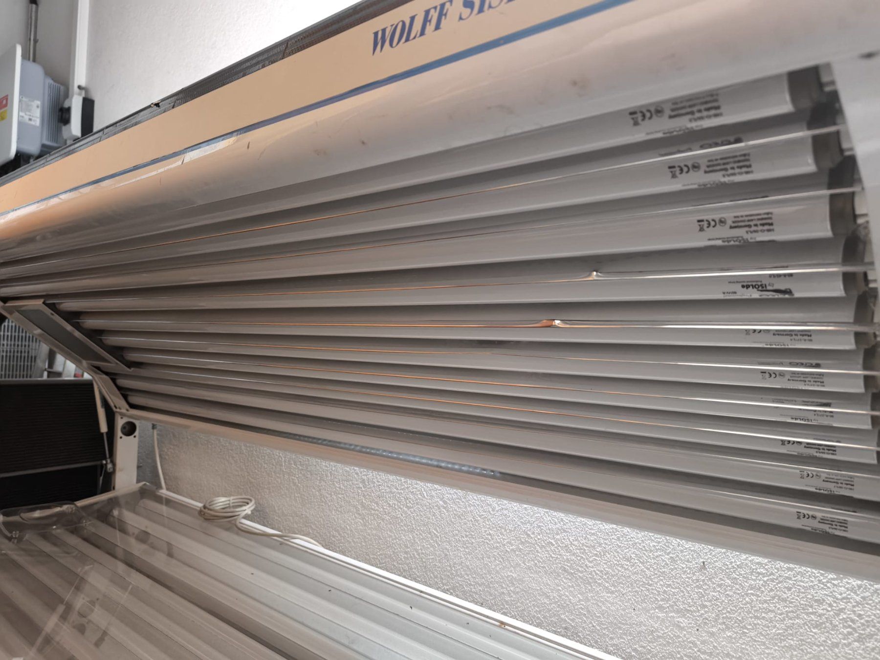 Solarium: Solarium von Wolff System – Usato da Dompierre FR venduto da Comiu 3