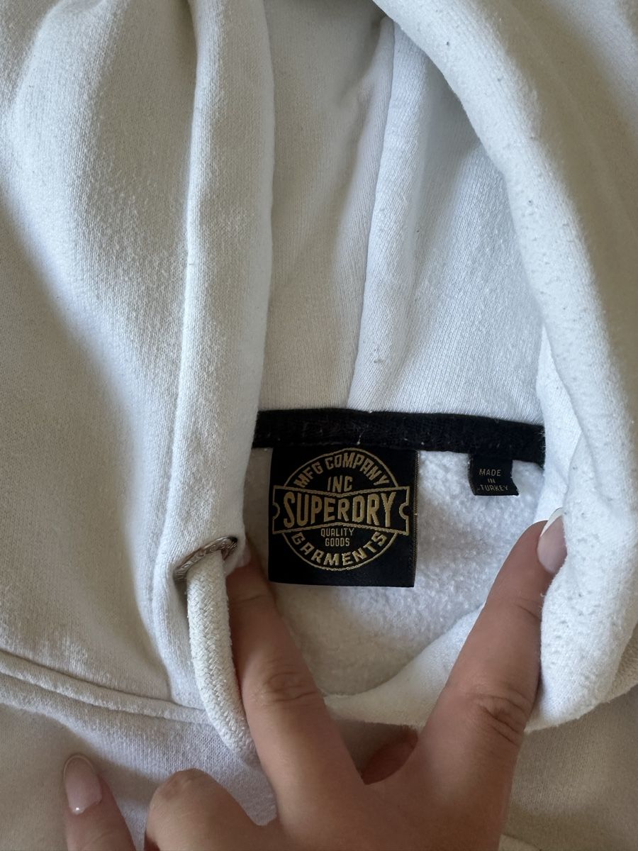 Superdry Pullover & Sweatshirts: Super dry Kapunzenpullover – Gebraucht aus Bellmund von Srisi01 1