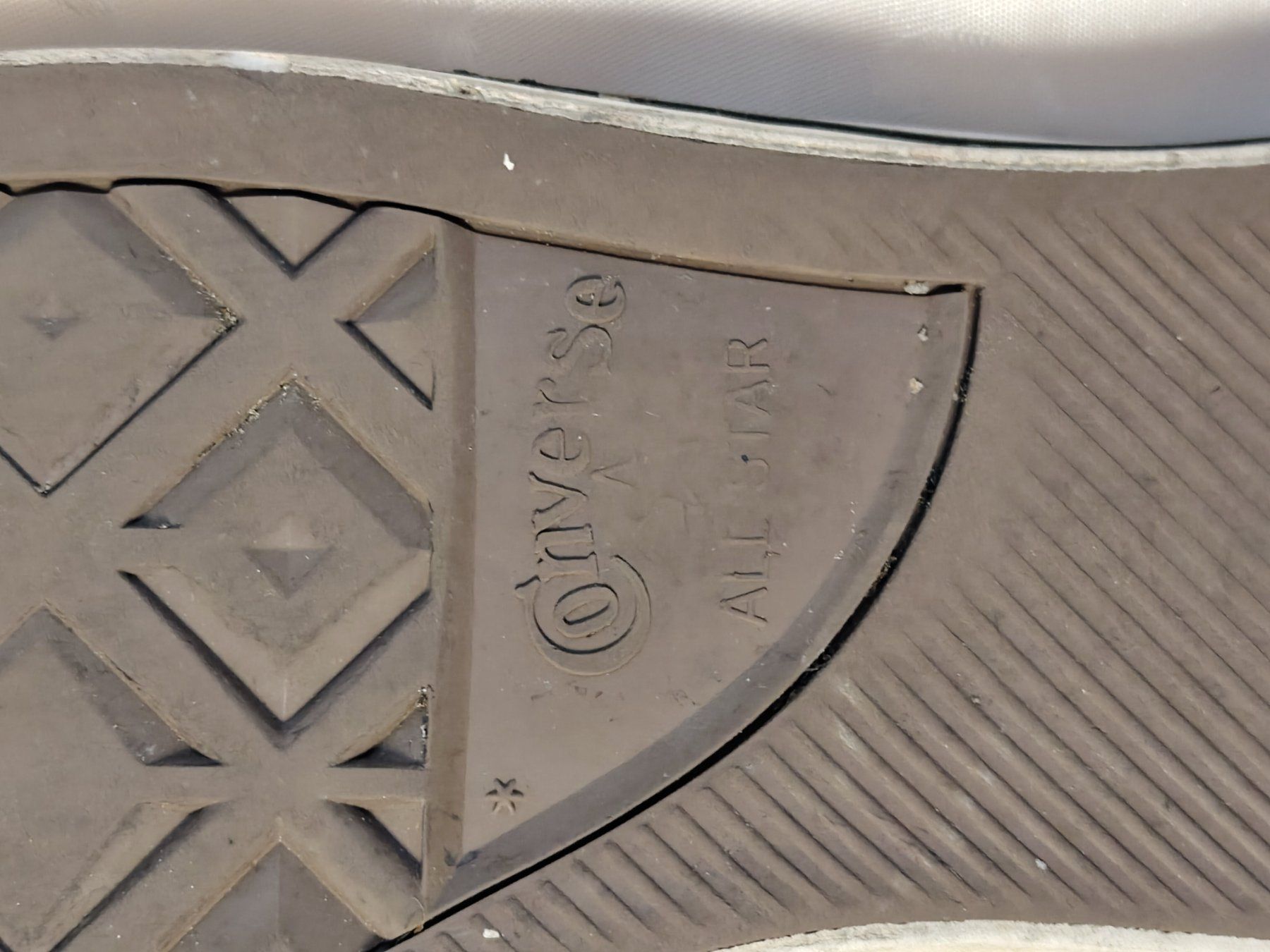 Converse Scarpe da uomo: original Converse All Star mit Feuermotiv Gr 43 – Usato da Brüttisellen venduto da kikaninchen79 6