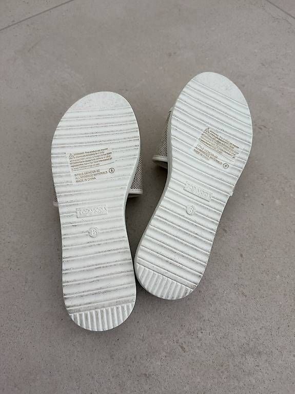 Scarpe da donna: Plateau Sandalen Gr. 38.5 - NEU – Usato da Merlischachen venduto da GlamGarb 1