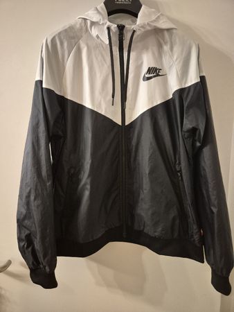 Nike Jacke Gr. L