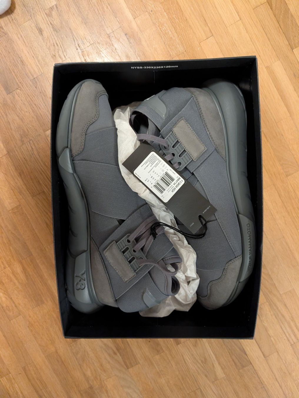 Y-3 Scarpe da uomo: Y-3 Qasa High Visa Gray Size 10 – Nuovo e nell'imballaggio originale da Dietikon venduto da jak_rs6v 7